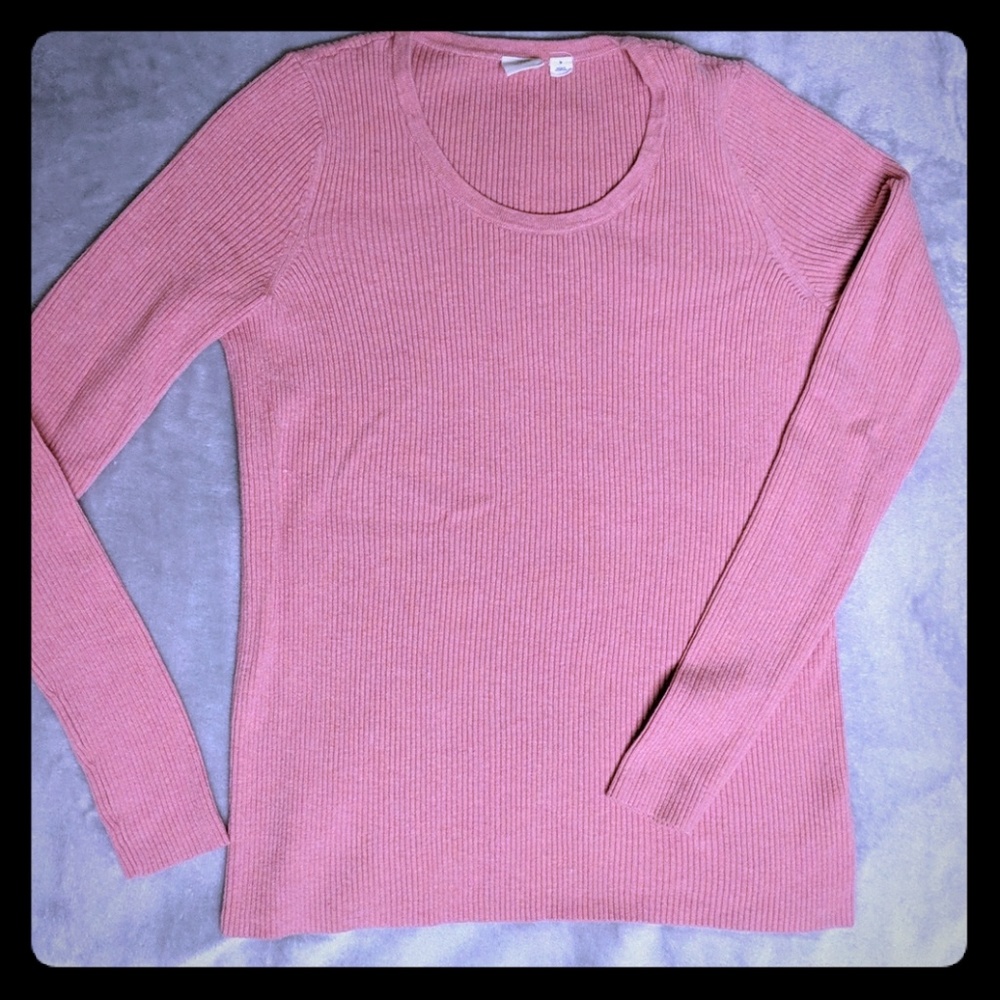 Pink GAP sweater